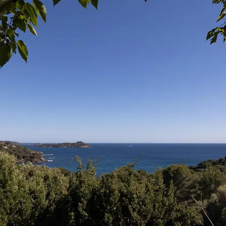 Le De La Presqu Ile De Giens Sea And Mountain Pleasure Villa Hyères