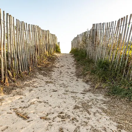 Villa Le De La Presqu Ile De Giens Sea And Mountain Pleasure Hyères