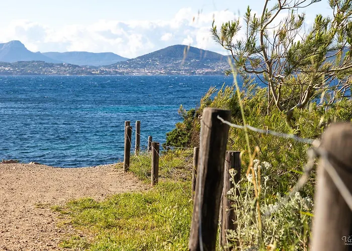 Le De La Presqu île De Giens Sea&mountain Pleasure